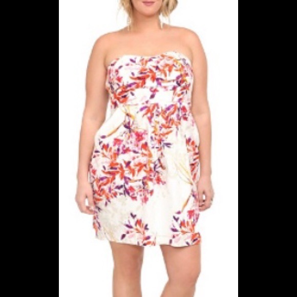 Busty Strapless Dresses